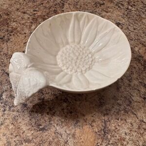 Handmade Cream Ceramic Sunflower Spoon Rest Dish with Leaf Handle Kitchen Decor